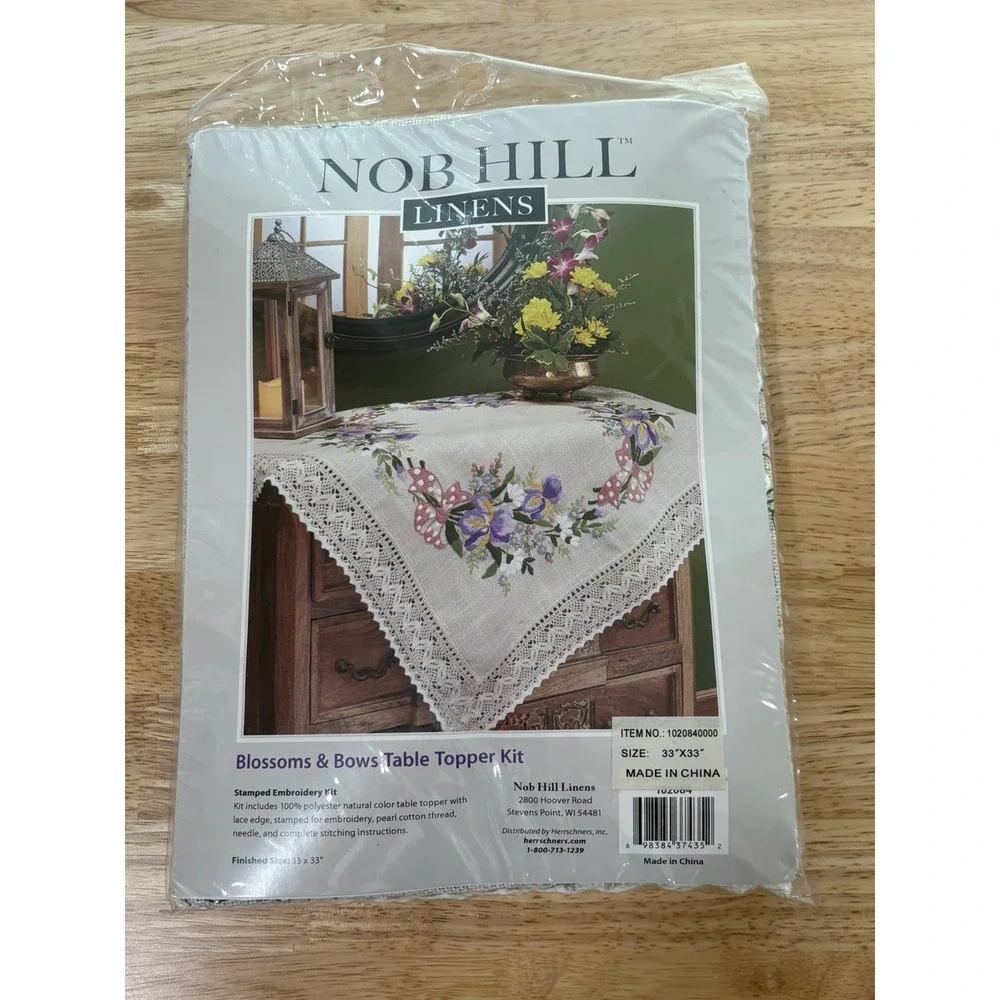 NEW NOB HILL LINENS EMBROIDERY Table Topper 33